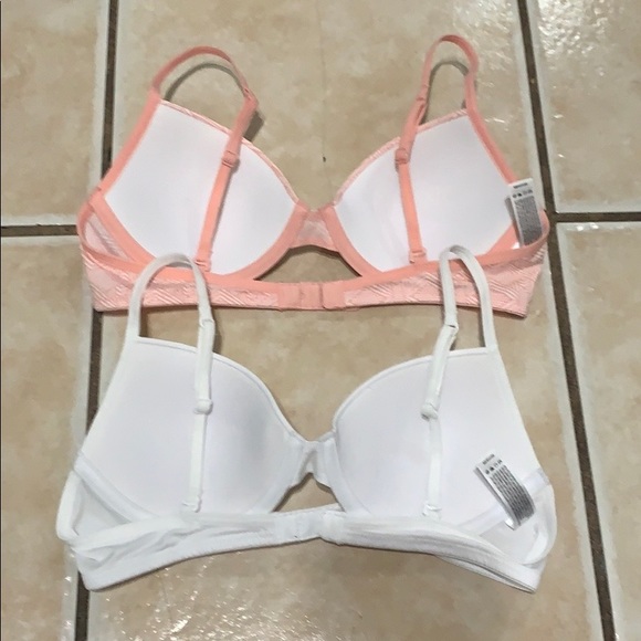 2 Pairs Of Bras Size 34A - Picture 2 of 10